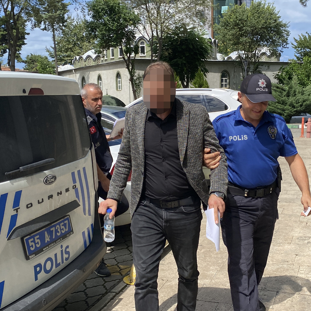 Arkadaşlık teklifini geri çeviren kadını darbetti