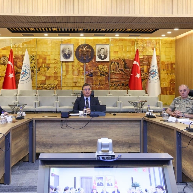 Erzincan'da spor organizasyonları öncesi güvenlik önlemleri ele alındı