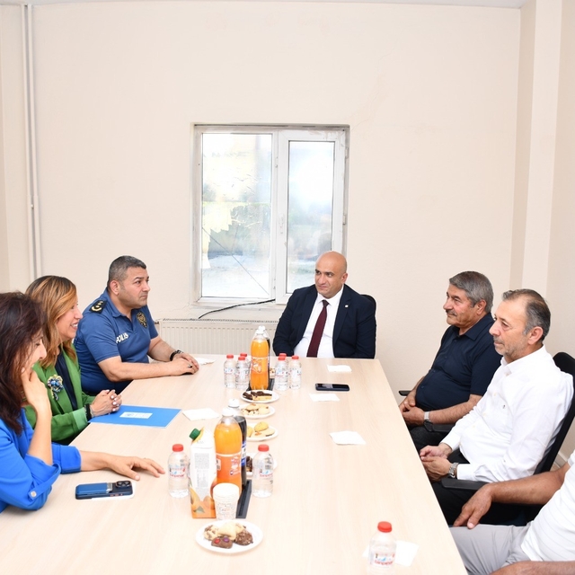 Patnosta dijital gençlik merkezi kapılarını açtı