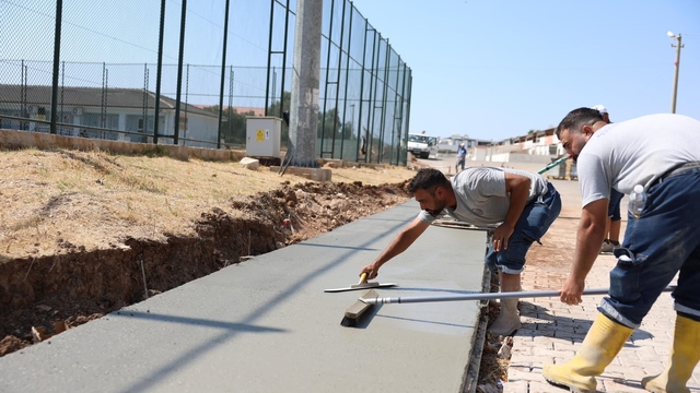Didim Belediyesi ekipleri daha güvenli yaya ulaşımı için sahada