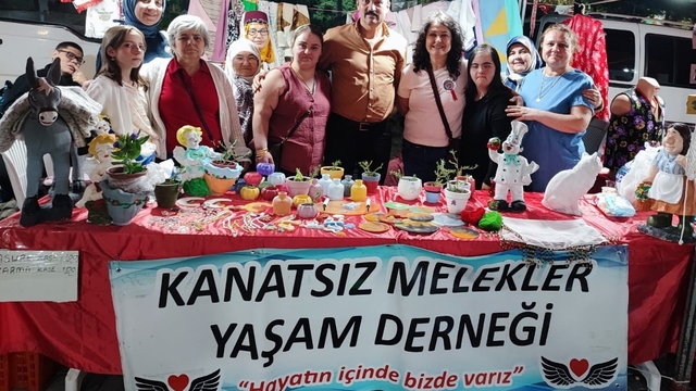Kanatsız Melekler festivale renk kattı