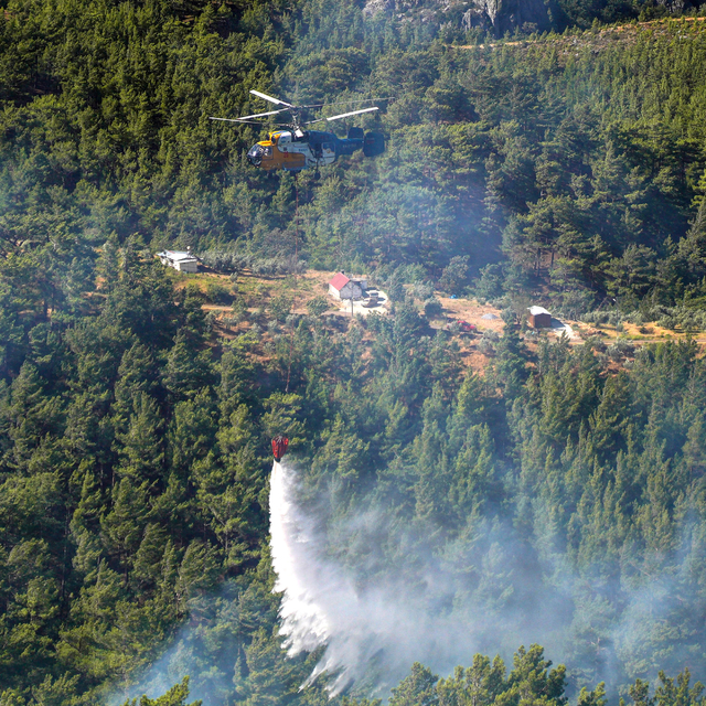 Alanya'daki orman yangını 2'nci gününde (2)