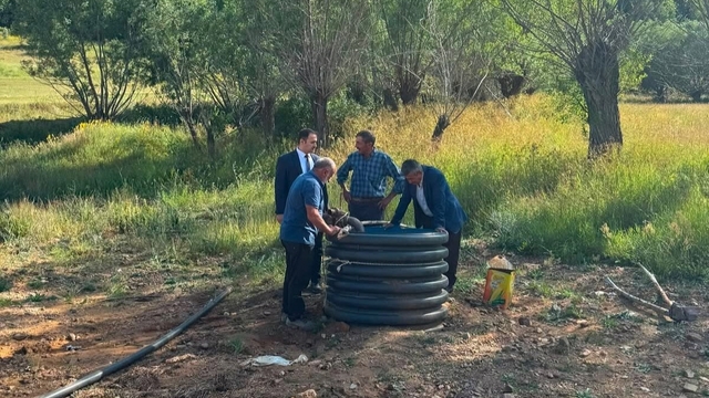 Demirözü Kaymakamı Ahat köylerde yürütülen çalışmaları inceledi