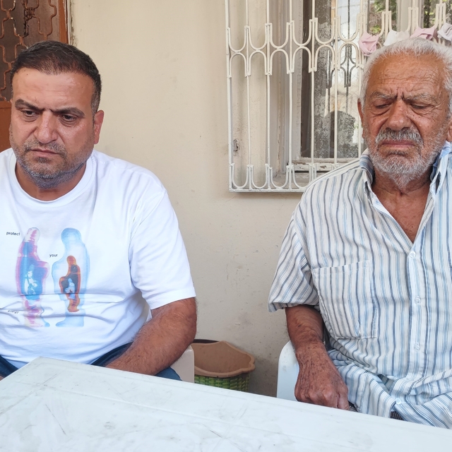 Tartışmaya yardım için yaklaştılar, cinayete kurban gittiler
Oğlunu cinayet...