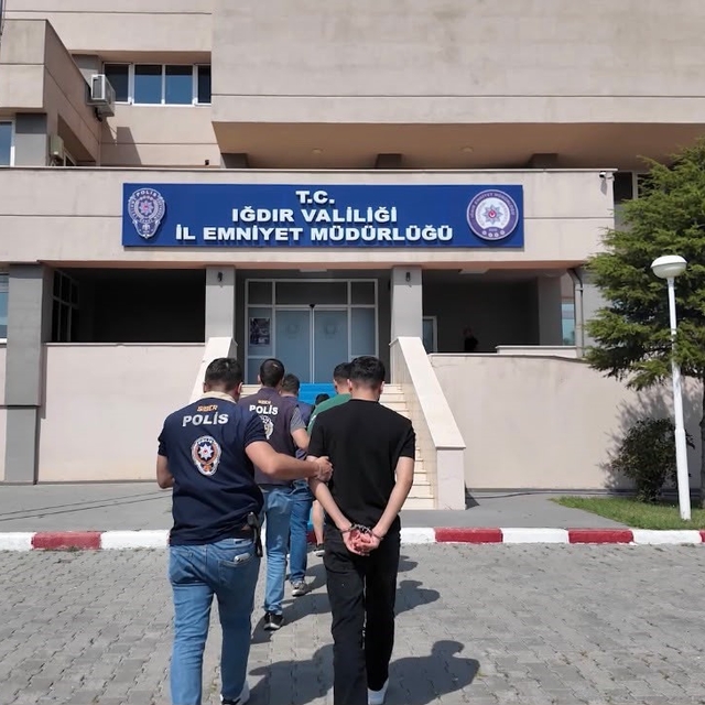 Iğdır'da siber dolandırıcılık operasyonu: 4 şüpheli tutuklandı