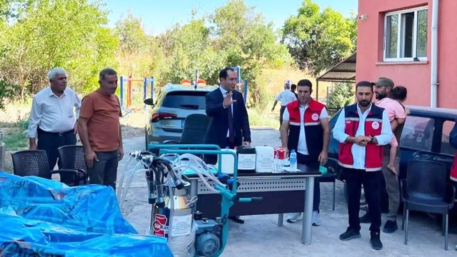 Gerger'de üreticilere yüzde 50 hibeli süt sağım makinesi desteği
