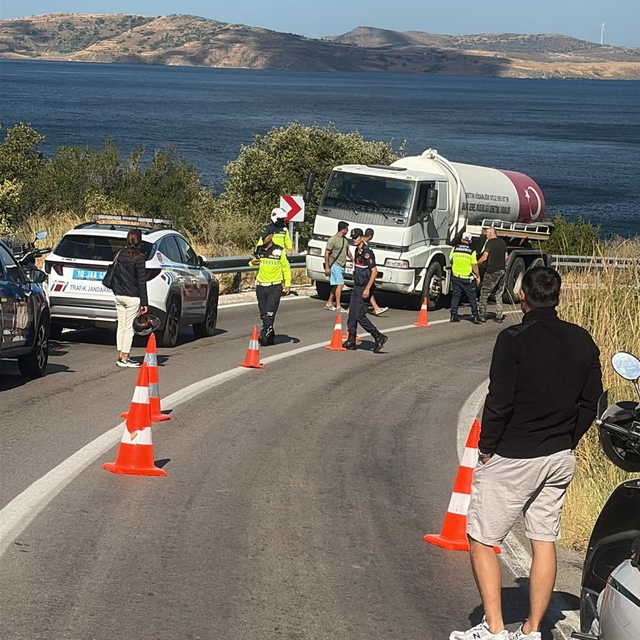 Motosikletiyle vidanjöre çarpan 19 yaşındaki Nazlıcan hayatını kaybetti