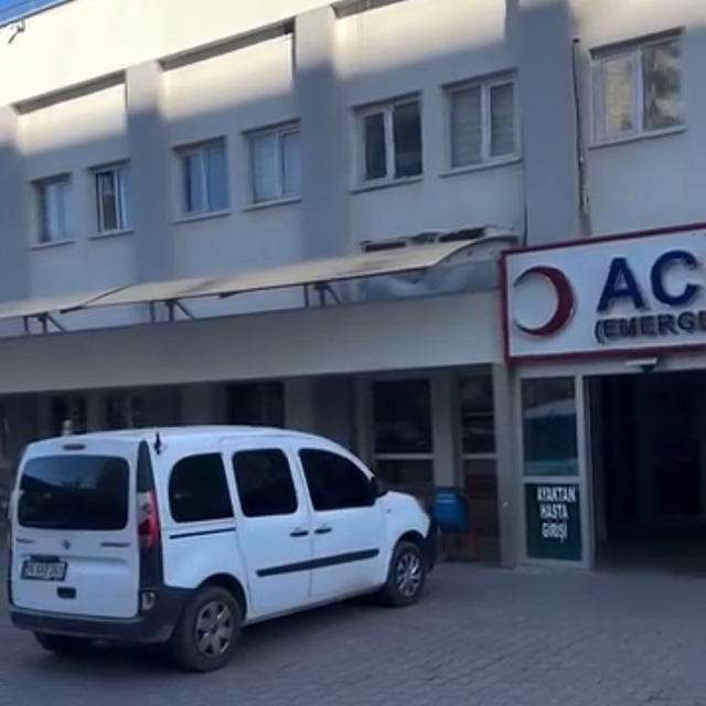 Siirt'te 16 yaşındaki çocuk kavgada ağır yaralandı