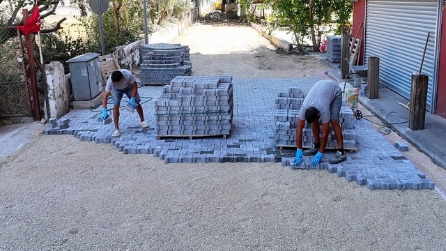 Efeler Belediyesi yol çalışmalarına devam ediyor
Okul yolunda konfor ve güvenlik artıyor