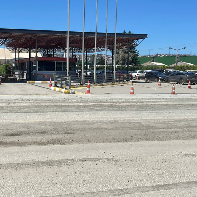 Arkadaşına şaka amaçlı 'bombayla rehin tutuluyorum' mesajı, ekipleri hareke...