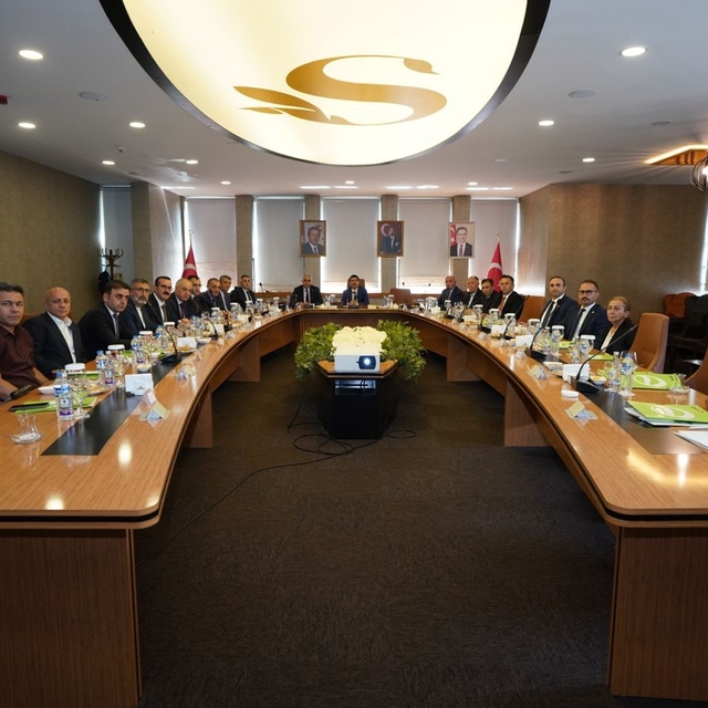 İstihdam ve mesleki eğitim zirvesi