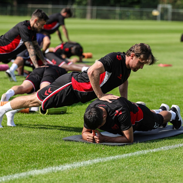 Samsunspor, Hollanda kampında çalışmalarını sürdürdü