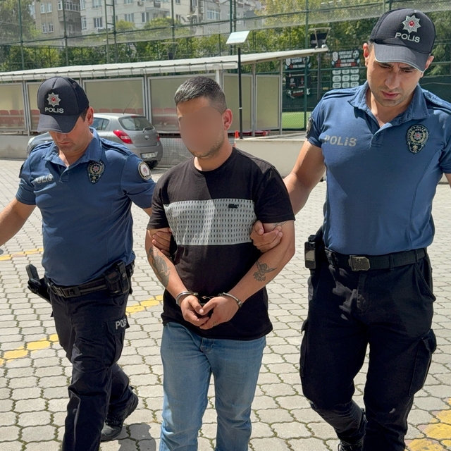 Silahından çıkan kurşun hastaneye isabet etti: Şüpheli tutuklandı