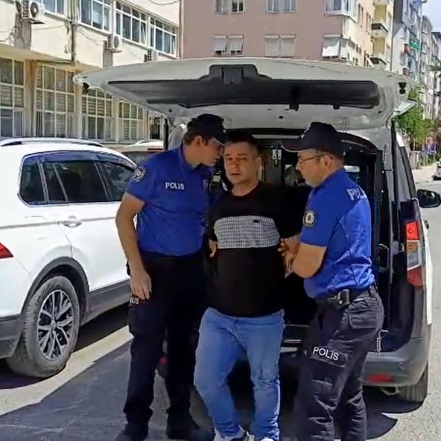 Hastanenin camına isabet eden merminin çıktığı silahı kullanan şüpheli tutu...