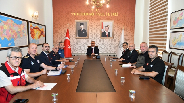 Orman yangınlarına karşı kritik toplantı: Tedbirler masaya yatırıldı