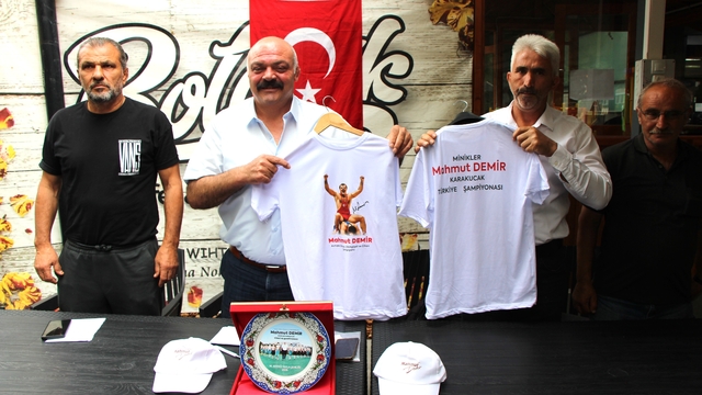 Mahmut Demir Karakucak Güreşleri 9 Ağustos'ta
