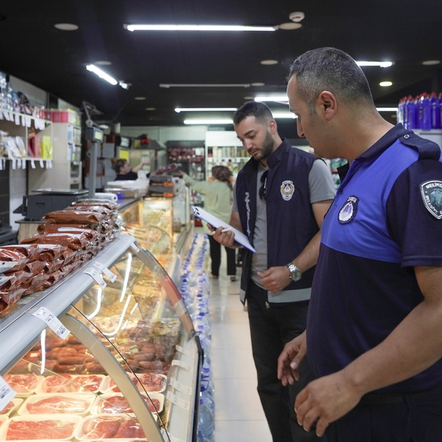 Melikgazi Zabıta'dan marketlerde sıkı denetim