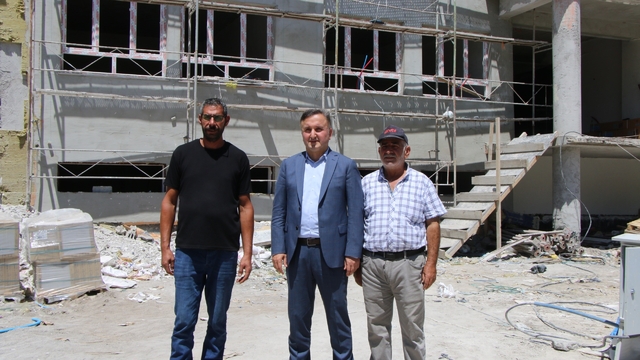 İl Milli Eğitim Müdürü Coşkun Esen: "En büyük hedefimiz ikili öğretimi bitirmek"
Depremde hasar gören okulların yenisi yapılıyor