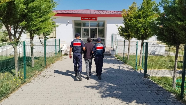 Yozgat'ta kesinleşmiş 8 yıl hapis cezası bulunan firari hükümlü yakalandı
