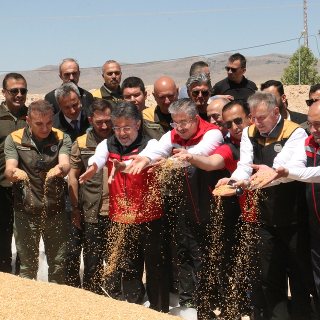 Bakan Yumaklı: Tarımsal hasılat 83,2 milyar dolar ile tarihinin en yüksek r...