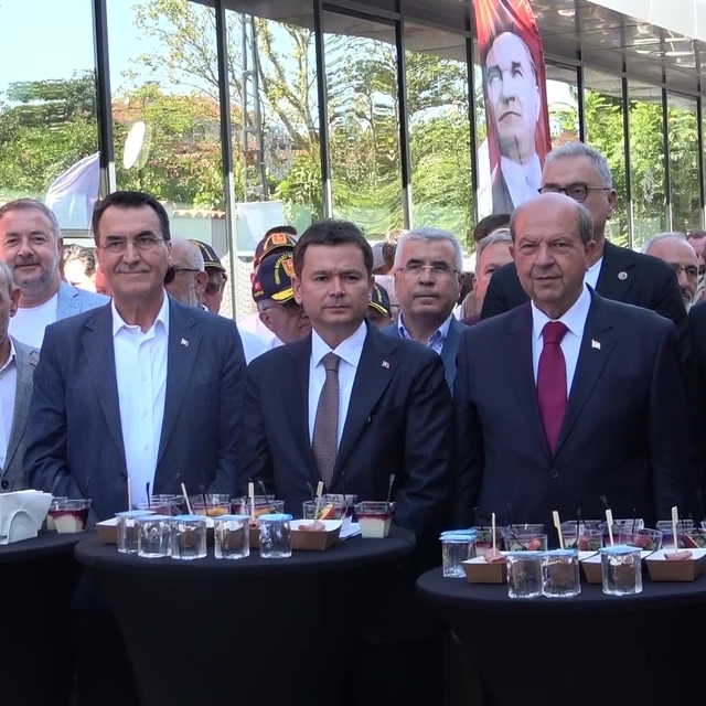 Yaşar Kemal Medeniyetler Kütüphanesi, KKTC 5. Cumhurbaşkanı Tatar'ın da kat...