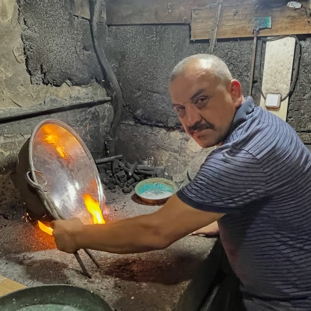 Ata mesleği kalaycılığı 26 yıldır sürdürüyor