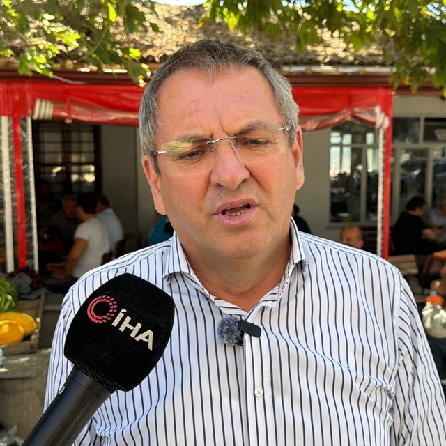 Balıkesir'deki orman yangınında belediye başkanından müjdeli haber
Ayvalık...