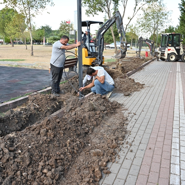 Başkan Karabatı sözünü tuttu
Parklara güvenlik kamerası kuruluyor
