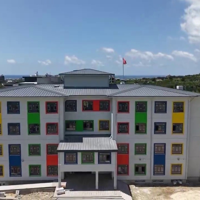 Samandağ'a inşa edilen 24 derslikli Anadolu lisesi inşaatında sona gelindi