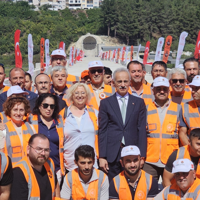 Bakan Uraloğlu: Ankara-İstanbul arası seyahat süresinde 30 dakika zamandan...