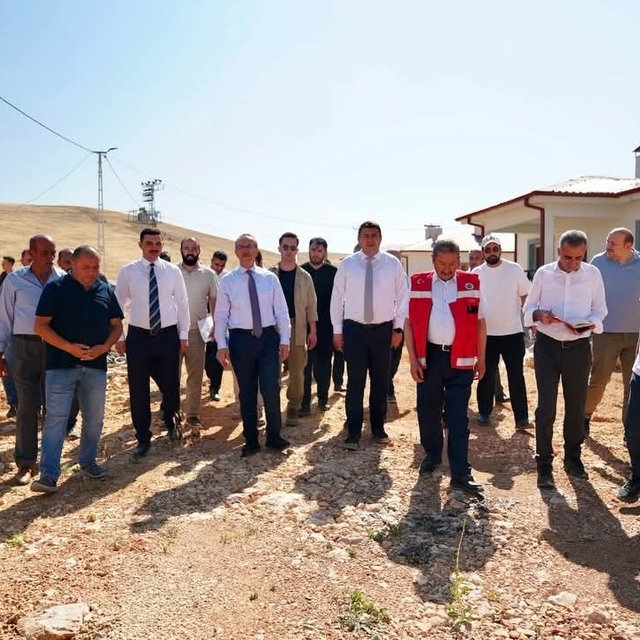 Darende'de öğretmenevi, kütüphane ve deprem konutları incelendi
