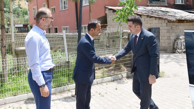 Kaymakam Abdullah Sarı'dan İlçe Millî Eğitim Müdürlüğüne ziyaret