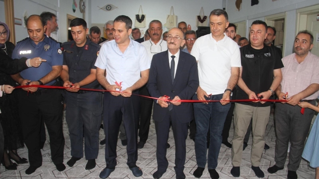 Kadınların ürettiği ürünler sergide toplandı