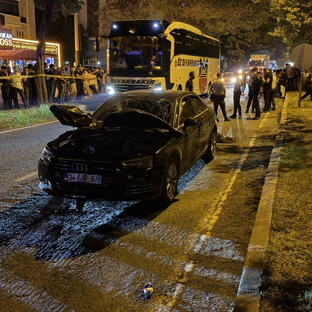 Yolun karşısına geçerken otomobilin çarptığı kadın hayatını kaybetti