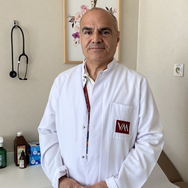Nefesini kesen tümörden akciğeri alınmadan kurtuldu
Anatomik olarak en zor...