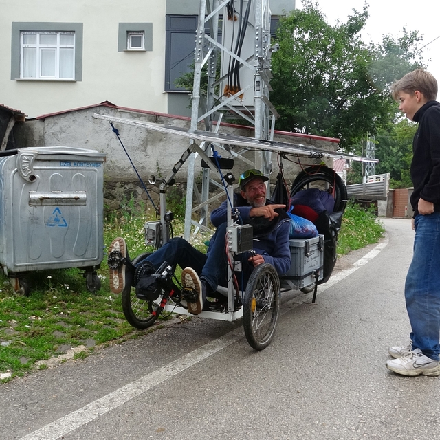 Tokat'ta içtiği bir bardak çay Fransız gezgini mest etti
Fransa'dan Çin'e p...
