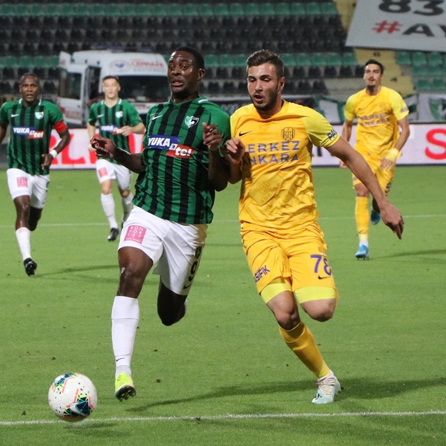 Eski Denizlisporlu Sacko'dan sürpriz talep