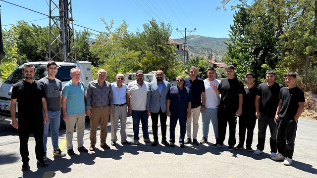 AK Parti Merkez İlçe Teşkilatı Yeniköy'de vatandaşlarla buluştu
