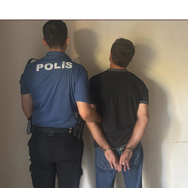 Hırsızlık suçundan kesinleşmiş cezayla aranan şahıs yakalandı