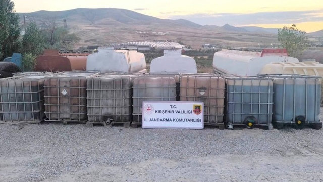 Atık yağlardan kaçak akaryakıt üretimine suçüstü