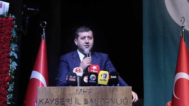 MHP'li Ersoy: "Biz bu birlik ve beraberliği bozmazsak, Kayseri Türkiye'de MHP'nin en çok oy aldığı şehir olacaktır"
MHP Melikgazi' de Murat Titizbaş güven tazeledi