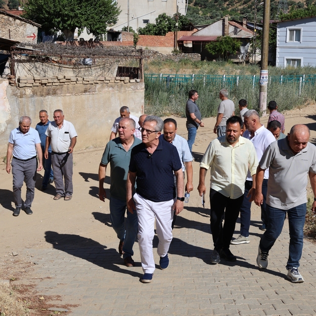 Başkan Tetik, Arslanlı ve Sailer'de vatandaşları dinledi