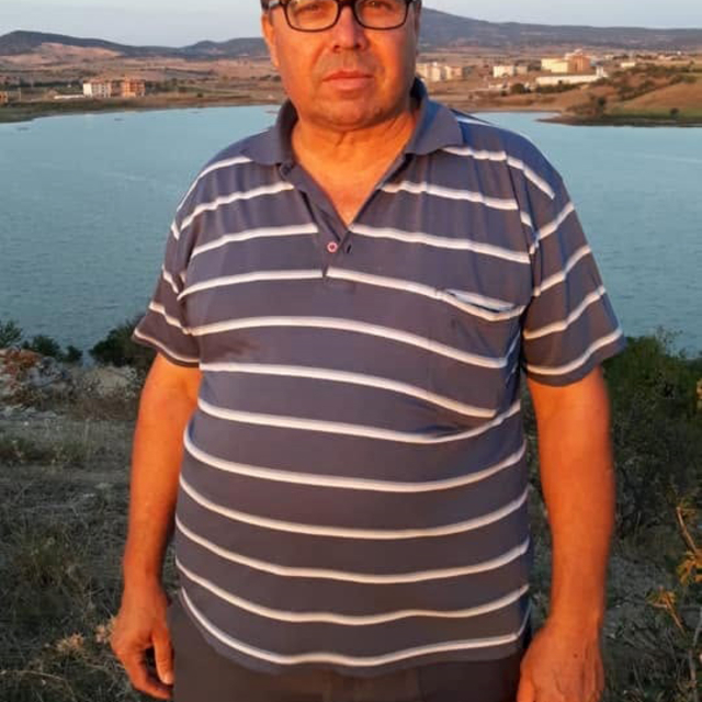 Tartıştığı komşu aileden 3 kişiyi tabancayla yaralayan emekli polis tutukla...