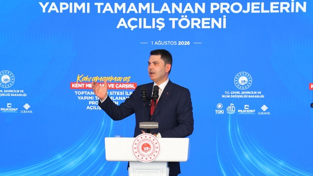 Bakan Kurum: "Her yetişemezsiniz iddiasına, yeni bir anahtar teslimiyle cevap verdik"
"Kimin milleti için, kimin kendisi için çalıştığı gün gibi aydınlandı"