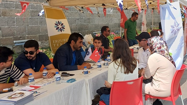 ETÜ, tercih günlerinde aday öğrencilerle buluşuyor