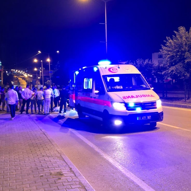 Samsun'da otomobilin çarptığı yaya hayatını kaybetti