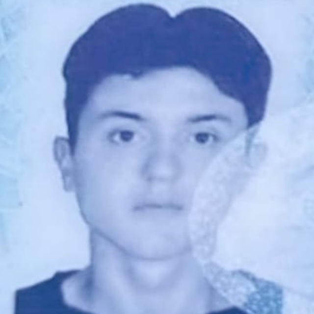 Otoyolda bariyerlere çarpan motosikletin sürücüsü öldü
