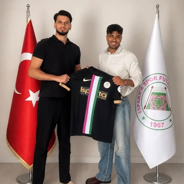 Altınordu'dan ayrılan iki oyuncu imza attı