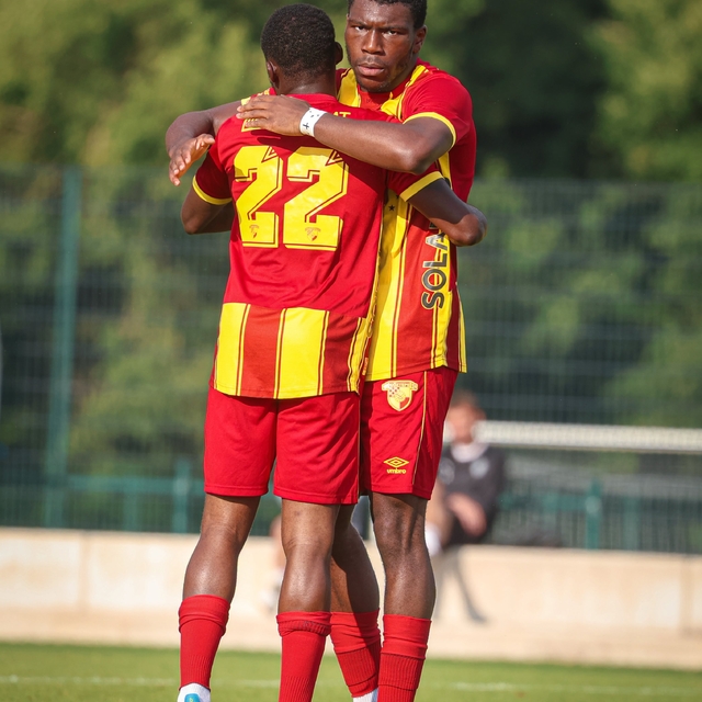 Göztepe'de Armstrong gözde