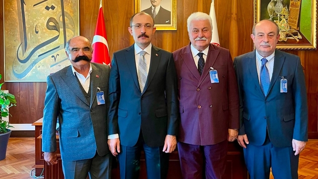 KARADENİZBİRLİK, 2026 ayçiçeği alım sezonu hazırlıklarını sürdürüyor